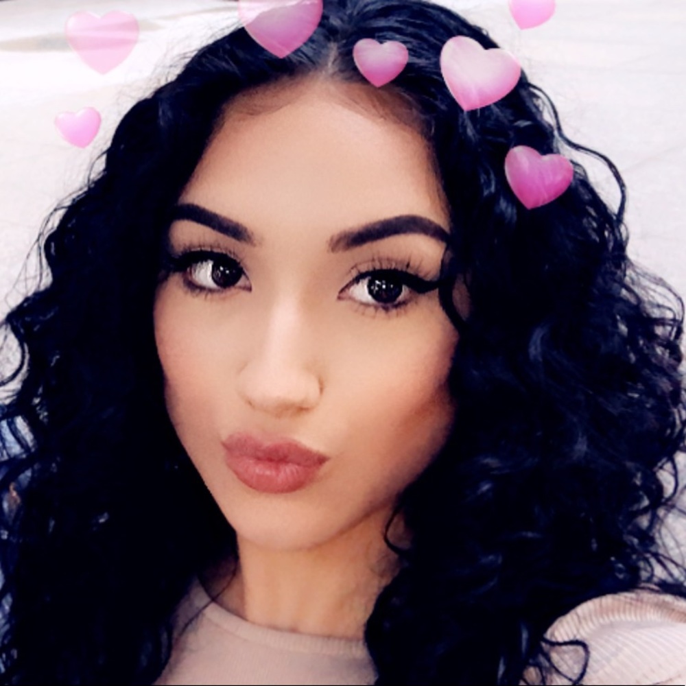 Meet your Posher, Rayleen